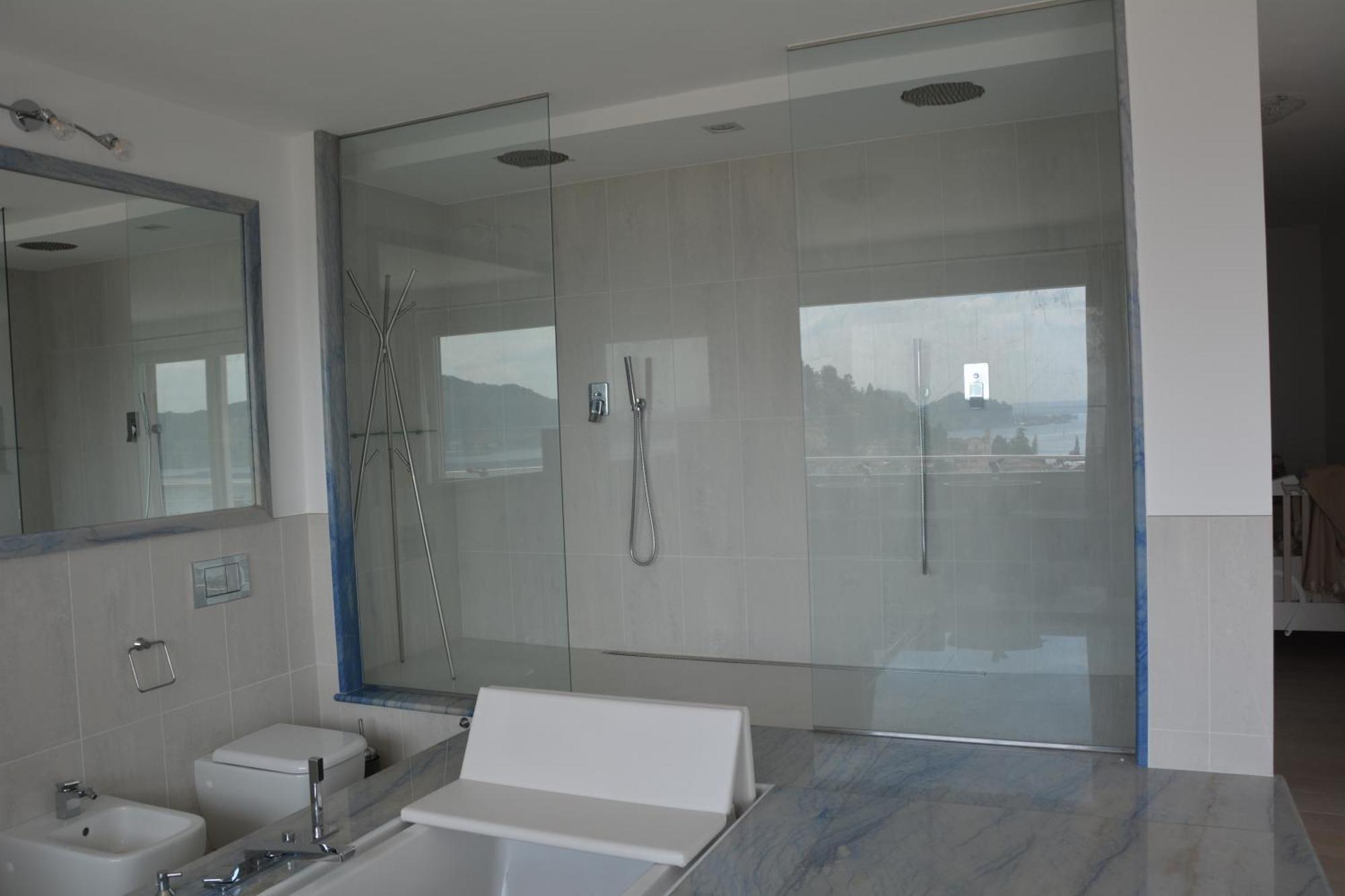 Il Girasole Apartment Meina Phòng bức ảnh